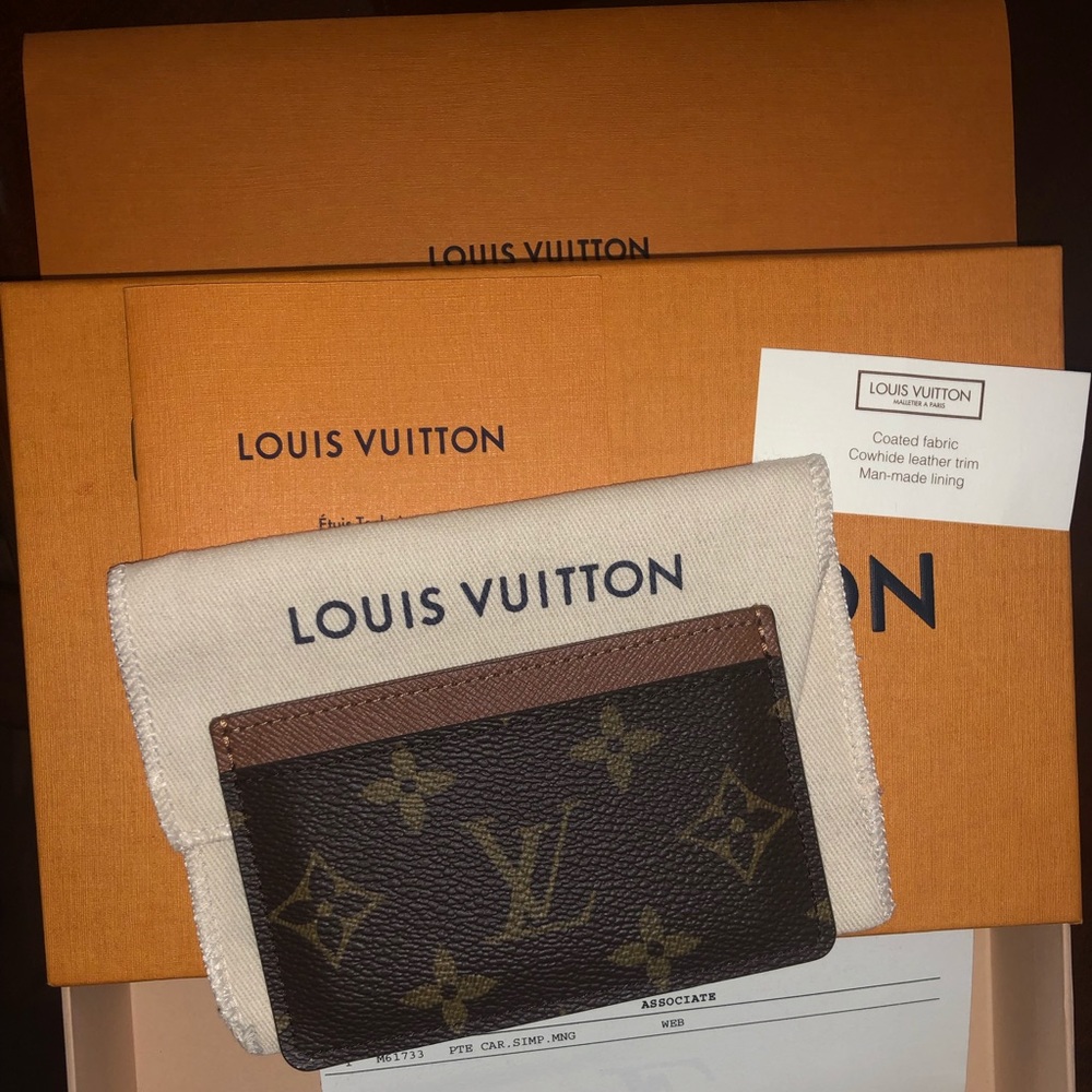 Louis Vuitton Card holder